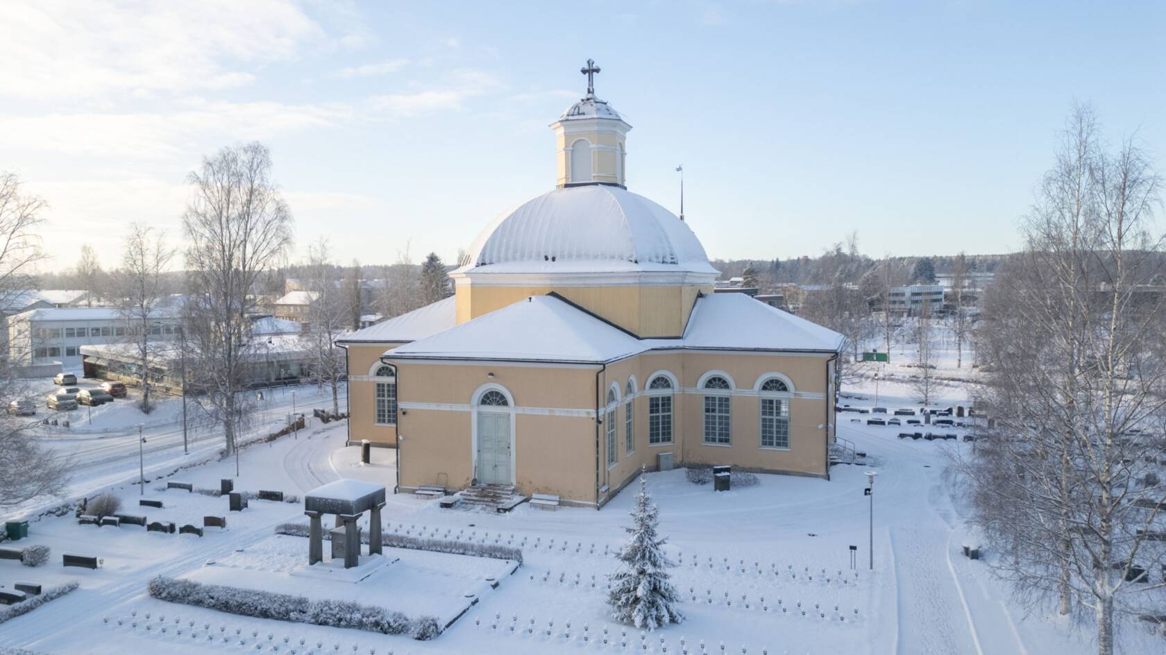 Kurikan kirkko talvella