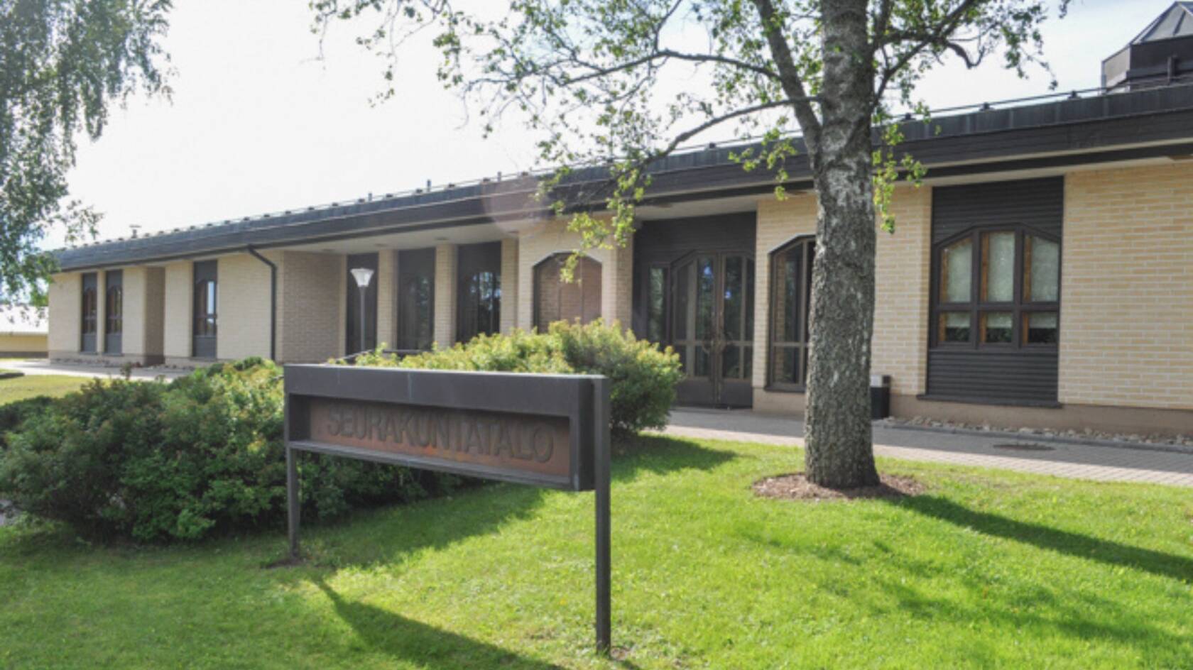 Jalasjärven seurakuntatalo.