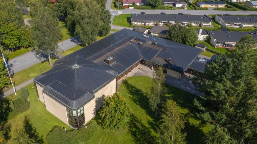 Jalasjärven seurakuntatalon ilmakuva