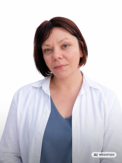 Sannan Kivistö-Rahnasto, kuvaa muokattu tekoälyllä, mm. tausta poistettu